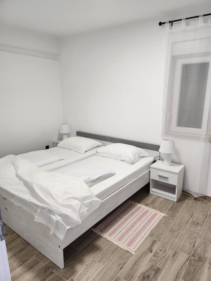 H&D Apartment Sumartin Εξωτερικό φωτογραφία